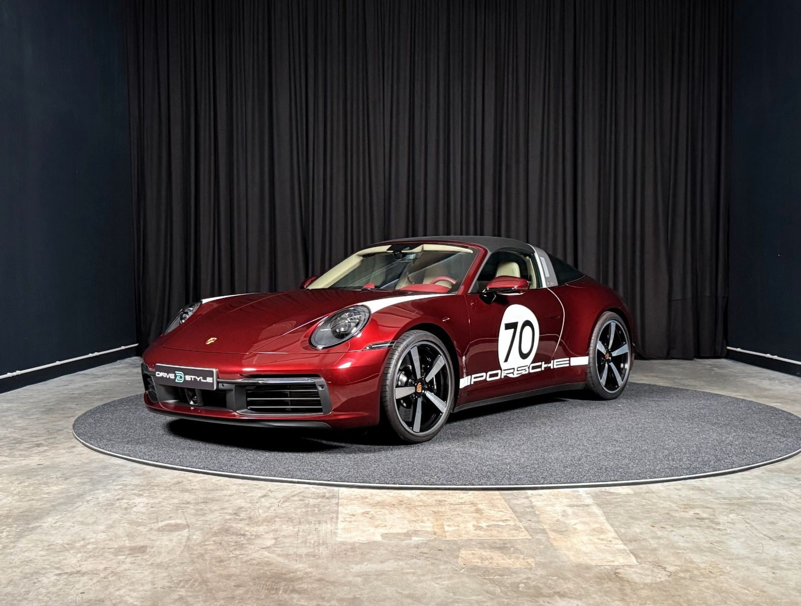 PORSCHE 911 Targa 4 S Heritage + Lift + Approved + PCCB – Fahrzeugbild 1