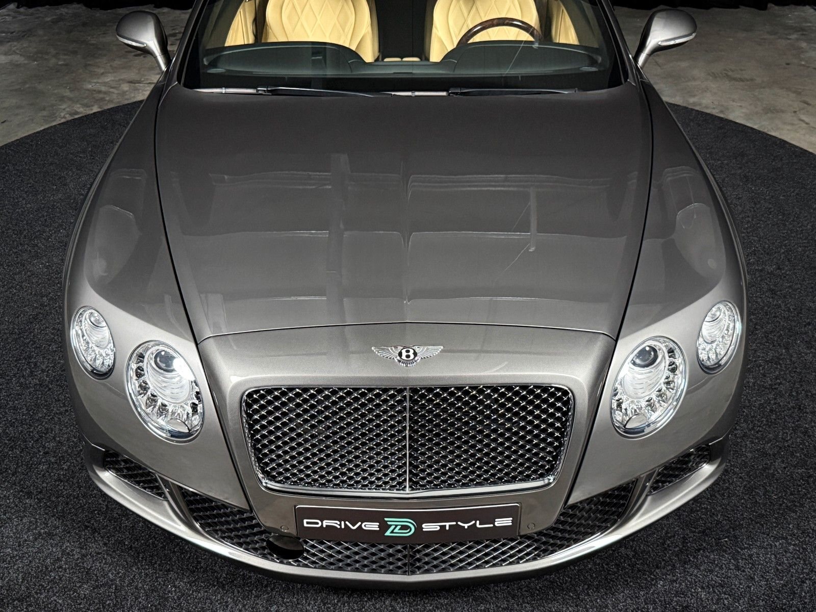 BENTLEY Continental GT 6.0 W12 Speed 4WD Automatik – Fahrzeugbild 9