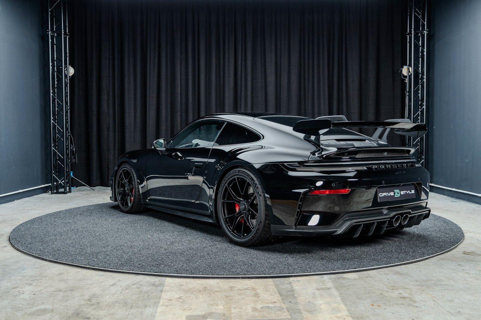 PORSCHE GT3 + 1. Hand + 1.835 km + Lift + Carbon + BOSE – Fahrzeugbild 4