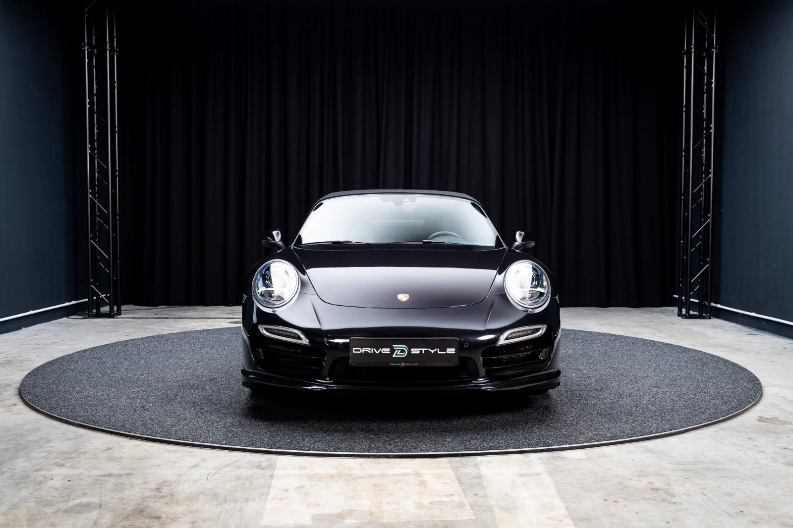PORSCHE Turbo Cabrio + 2. Hand + Scheckheft + Approved – Fahrzeugbild 2