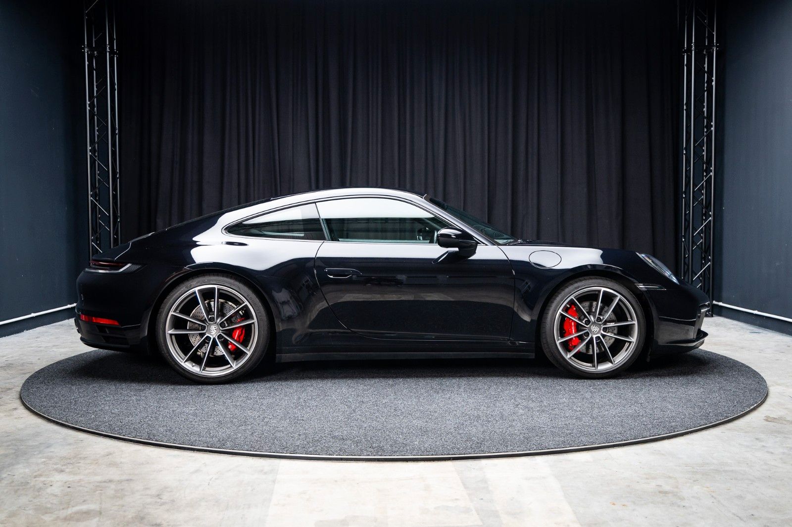 PORSCHE 992 Carrera S + PDK + Sport-Auspuff + BOSE – Fahrzeugbild 7