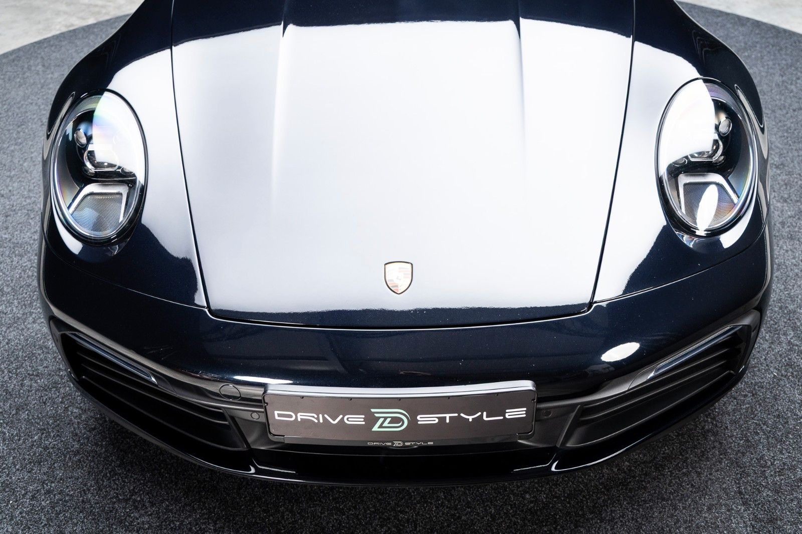 PORSCHE 992 Carrera S + PDK + Sport-Auspuff + BOSE – Fahrzeugbild 9