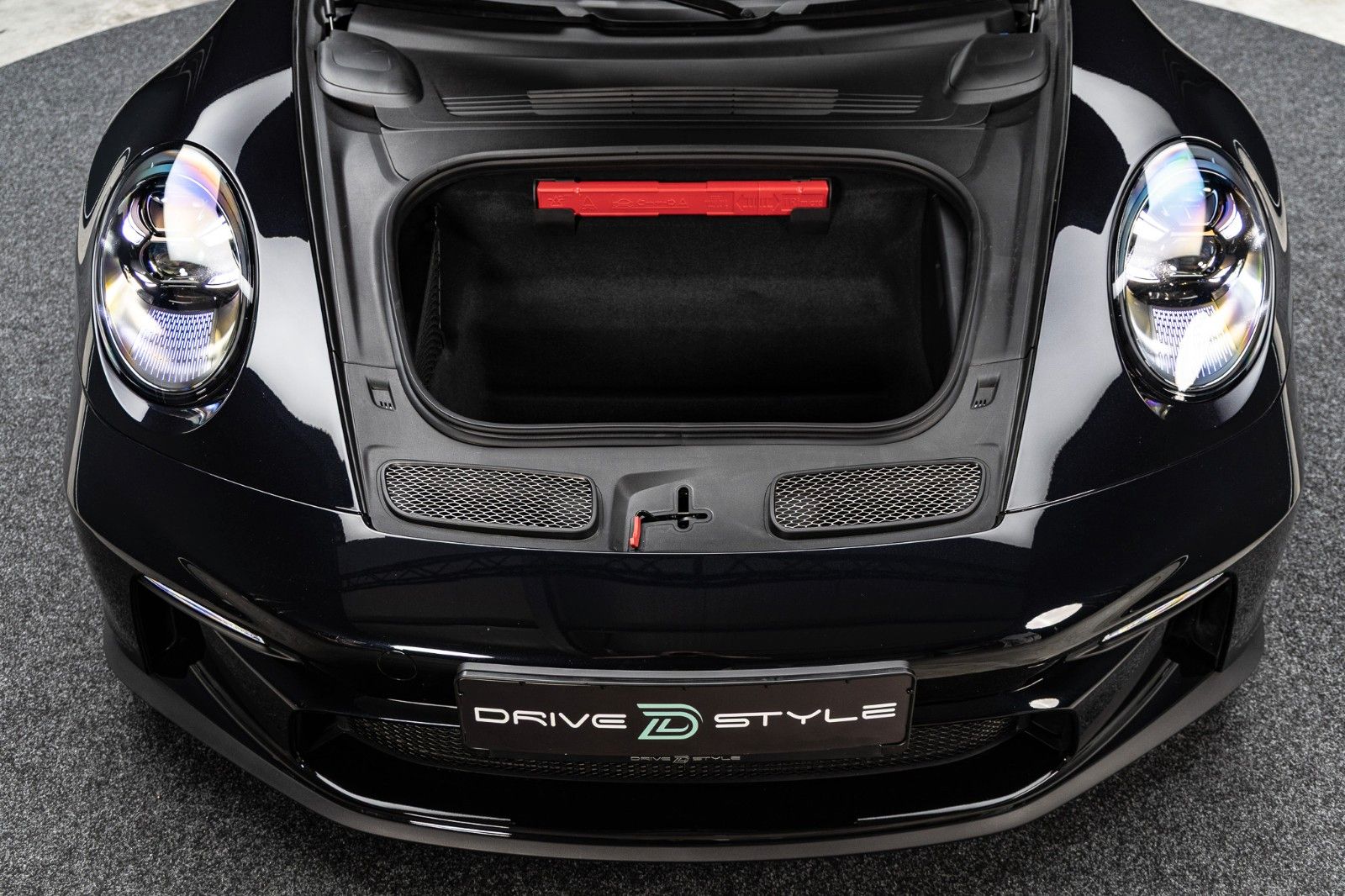 PORSCHE 992 GT3 Touring + 162 km + Chrono + PDK + 1. Han – Fahrzeugbild 10