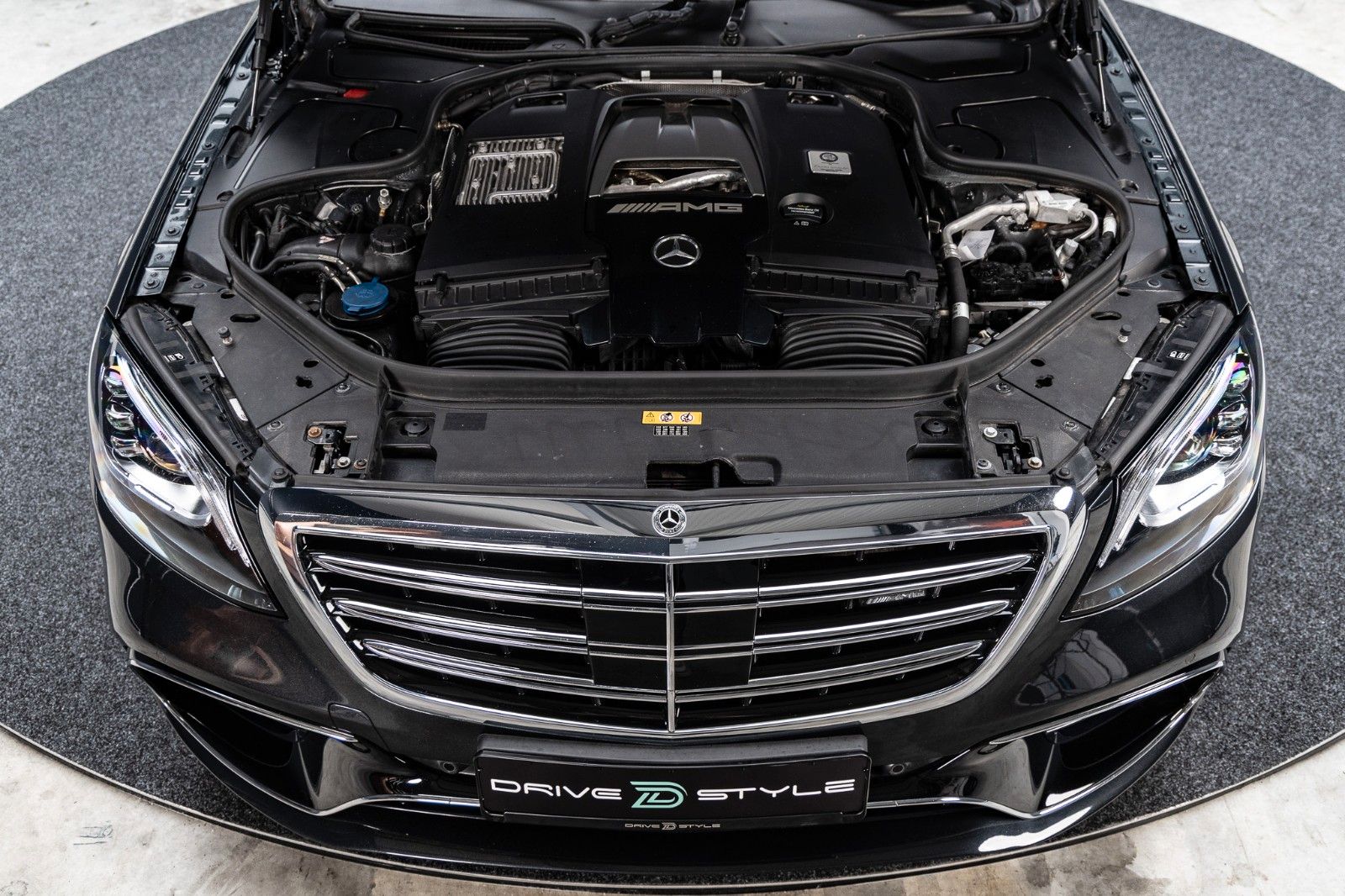 MERCEDES-BENZ S 63 AMG 4MATIC+ Lang + Burmester + Pano – Fahrzeugbild 10
