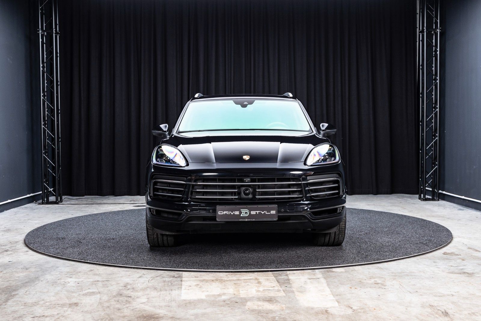 PORSCHE Cayenne S 2.9 V6 · 1. Hand · Luftfederung · Pano – Fahrzeugbild 2
